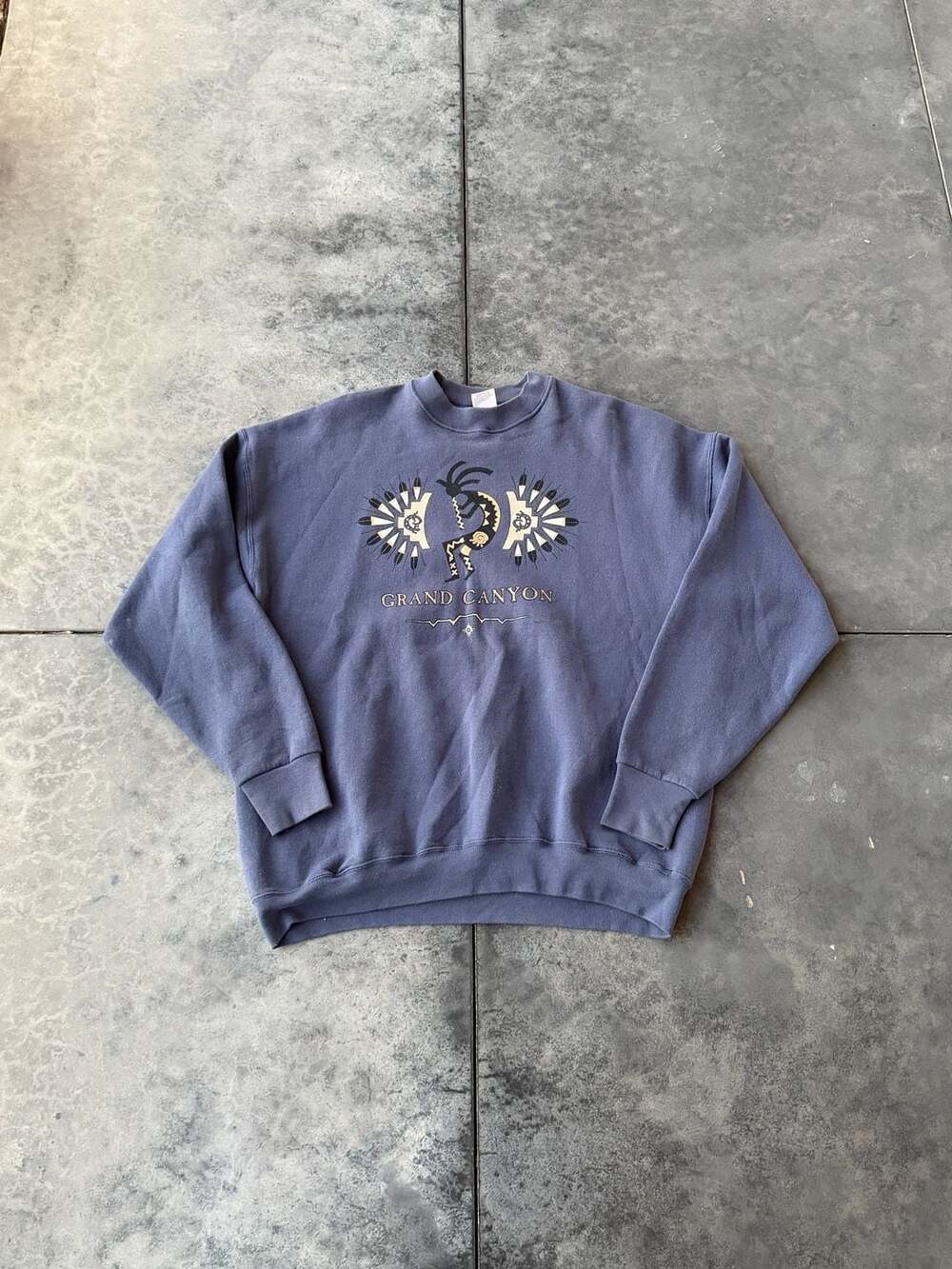 Vintage Grand Canyon Kokopelli Graphic Sweatshirt Blue Fruit of the Loom XL